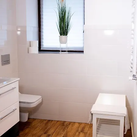 度假居 Dom Na Mazurach Balia Z Jacuzzi Gora (Pisz)