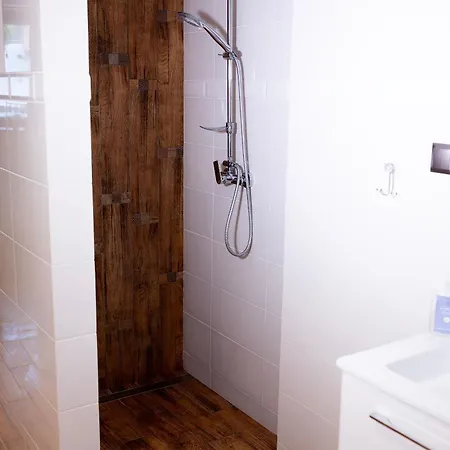 Dom Na Mazurach Balia Z Jacuzzi Semesterbostad Gora (Pisz)