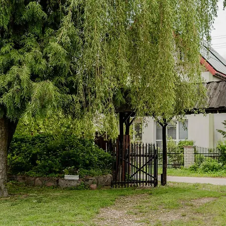 Semesterbostad Dom Na Mazurach Balia Z Jacuzzi Gora (Pisz)